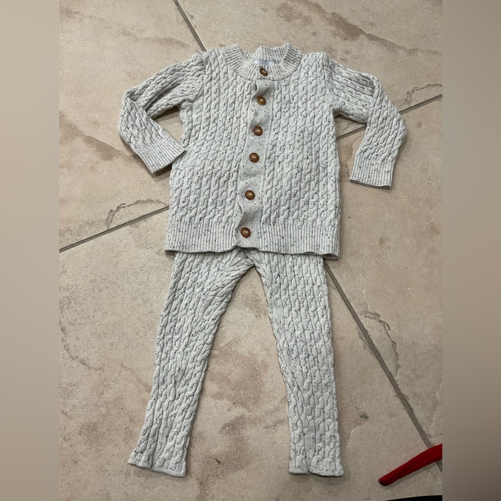 Kipp  Cable Knit Sweater and Pants Set